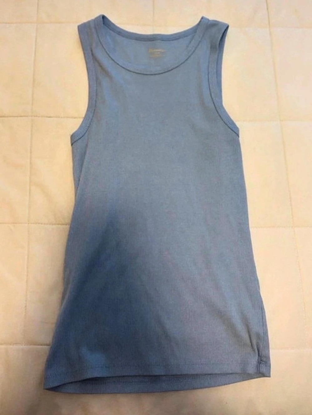 Women’s tank tops
